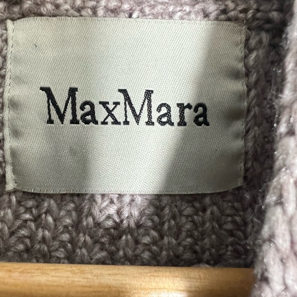MaxMara Gray Knit Cape - Picture 3 of 5